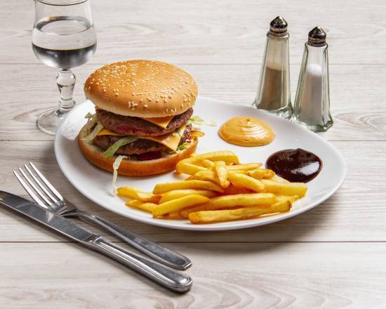 Triple Cheeseburger